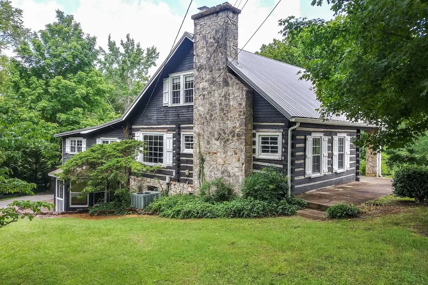 Rustic Dover Retreat w/ Porch - Walk to Boat Ramp! - Image 1