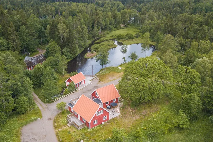 Large vacation home with a modern design | SE02006 - Image 1