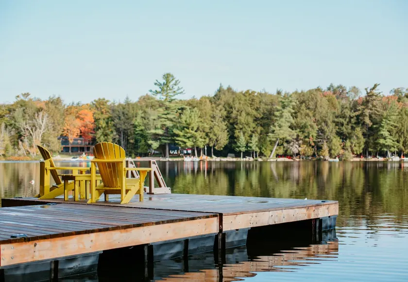 3BR Waterfront Retreat with Woodstove & Sauna - Image 1