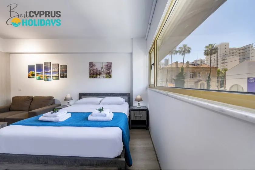 C-Premium Apts 100m from beach and city centre - Image 1
