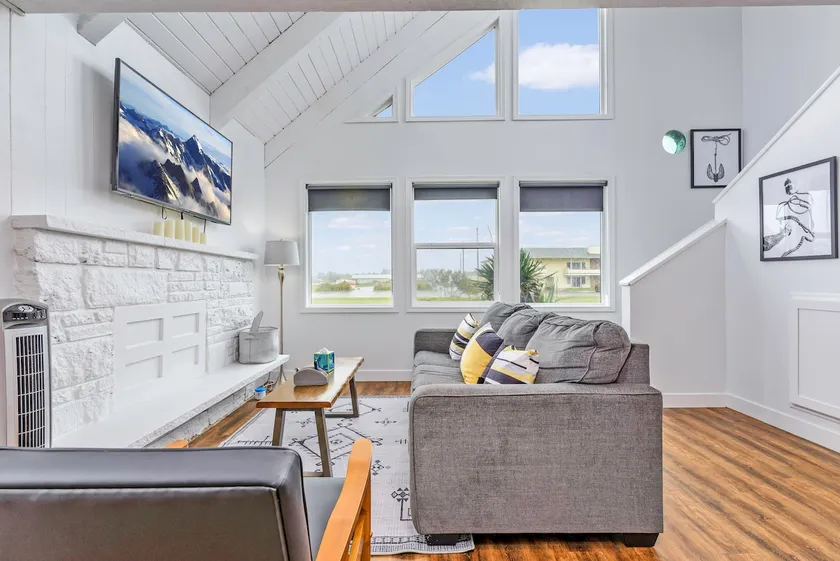 Tidal House #10 - Ocean Shores Chalet - Image 1