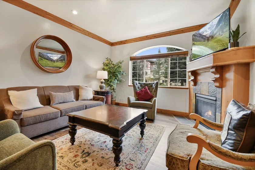 3BR Midway Villa w/ Zermatt Amenities 1082 - Image 1