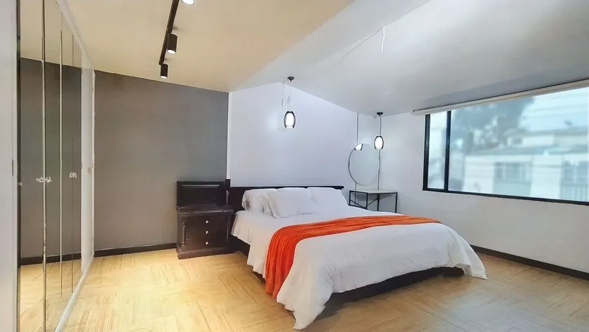 LUXURY DUPLEX SOLARIUM APARTMENT - Image 1