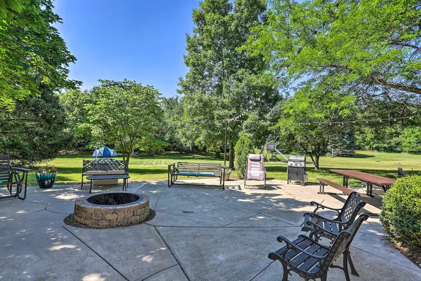 Southeast Michigan Escape w/ Outdoor Fun - Image 1