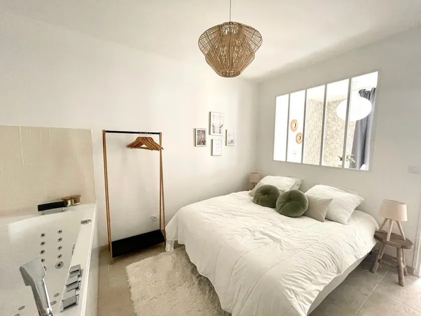 Balneo Hammam Suite - heart of village and vineyards - Image 1