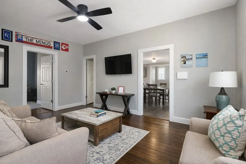 Sleeps 8_3BR_KingBeds_Walkable Area - Image 1