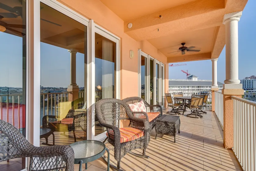Coastal Condo w/ Harbor Views: Steps to Beach! - Image 1
