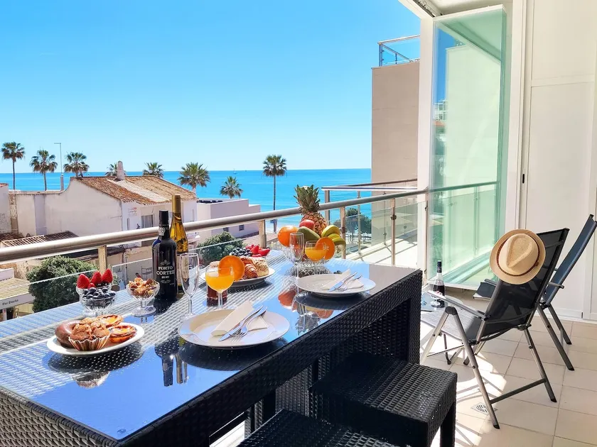 Beach Condo with Atlantic Ocean view by Be Cherish - Image 1