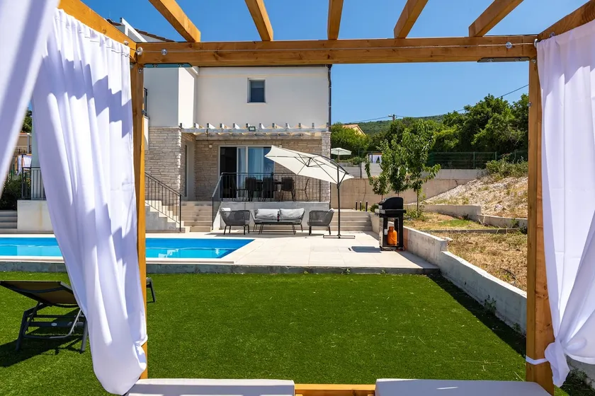 Villa Aurora - Image 1