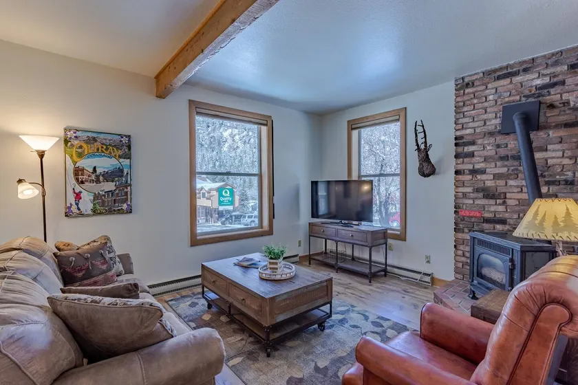 The Ouray Nook – Modern Comfort & AC | Sleeps 4 - Image 1