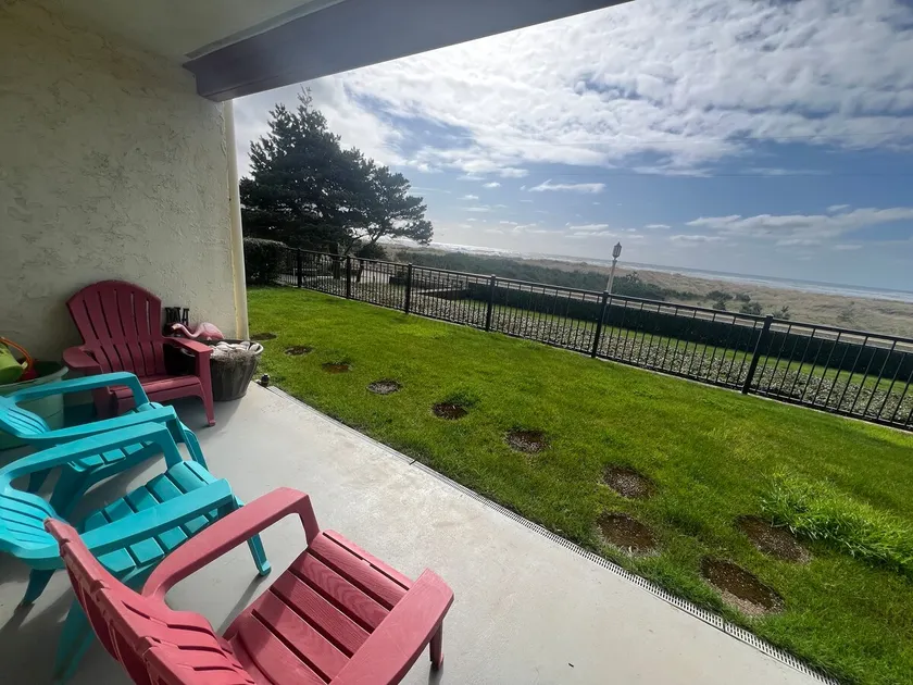 SSBC 107 - Ocean front Amazing Views 1st Floor - Image 1