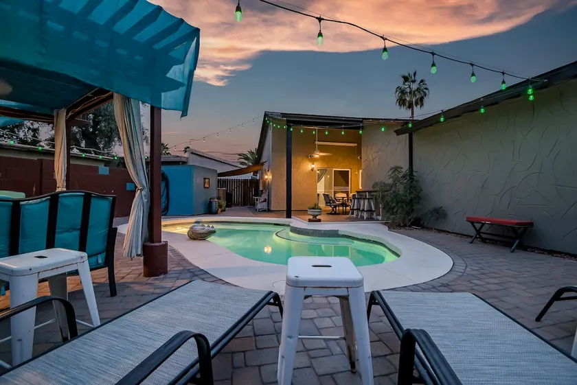 Shangri-La | 6BR•Heated Pool • Hot Tub • Sleeps 16 - Image 1