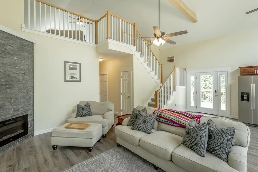 The Honeysuckle - PMI Scenic City Rental - Image 1