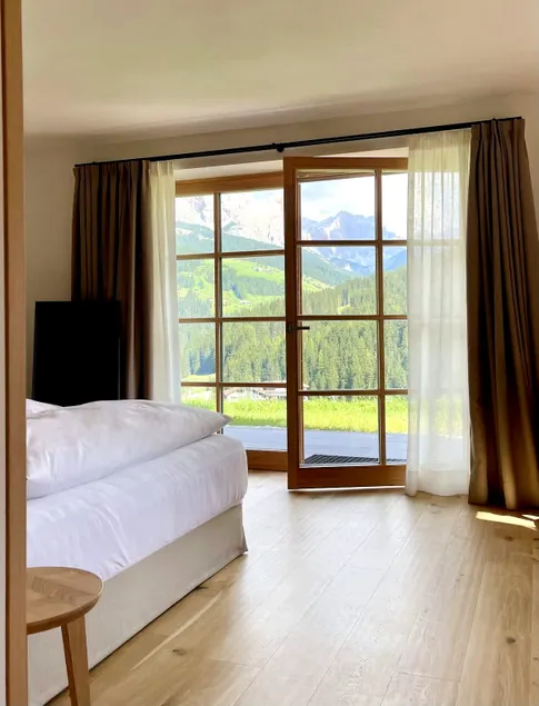 Surrounded by green - Luxury Chalet at the foot of the Dolomites - Image 1