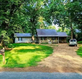 Cool River Cottage- on the Little Red River - Image 1