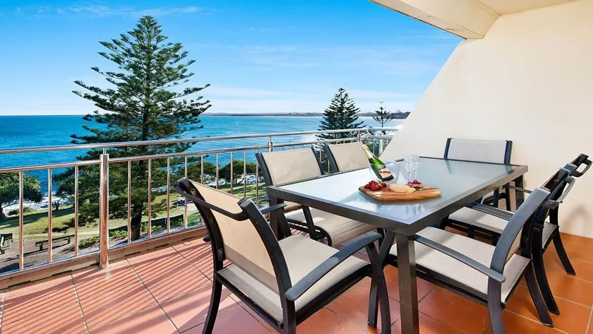 Unité de Wickham Point 6 Kings Beach QLD - Image 1