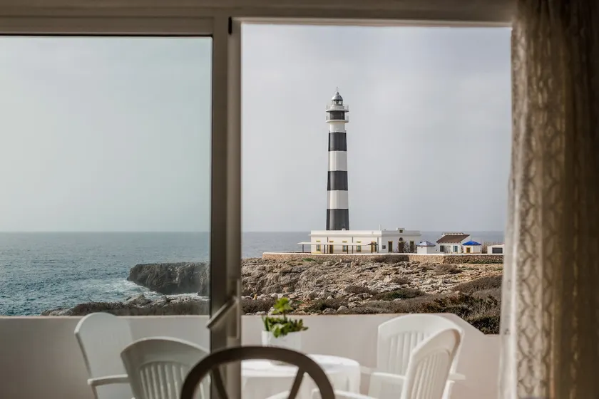 Ferienwohnung El Faro 8 mit Meerblick, WLAN, Terrasse & Gemeinschaftspool - Image 1