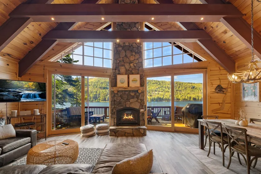 Lakefront Cabin with private pier on Donner Lake - Image 1