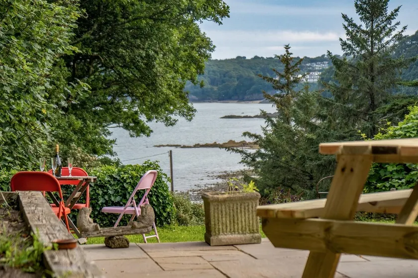 Sea View - 2 Bedroom Cottage - Wisemans Bridge - Image 1