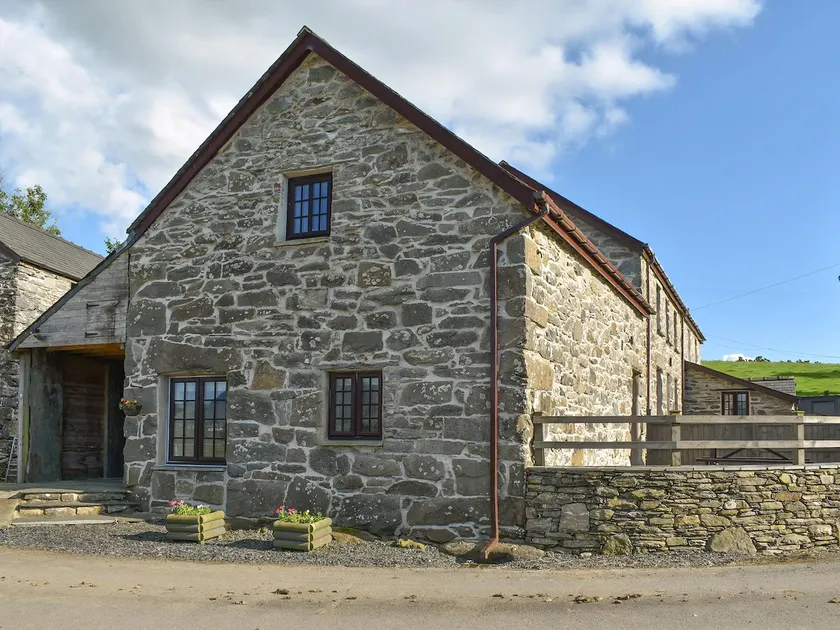 Stabal Rhoswen - Image 1