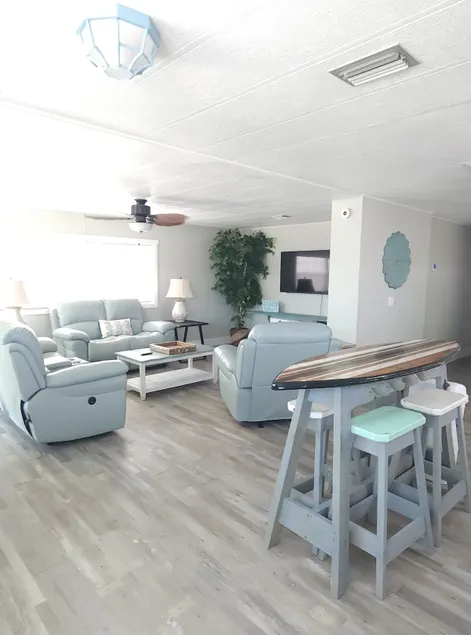 So Beachy! EV/Pet friendly- free early check-in! - Image 1