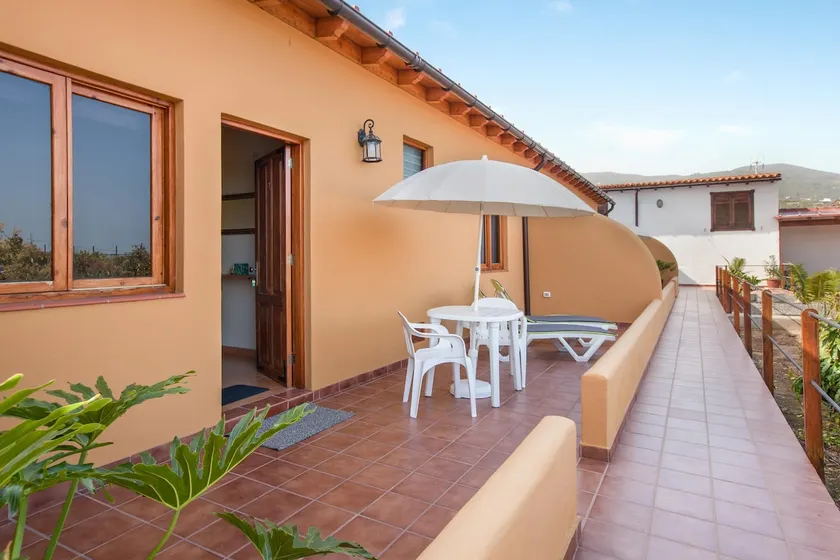 Casas Quemahierro - Image 1