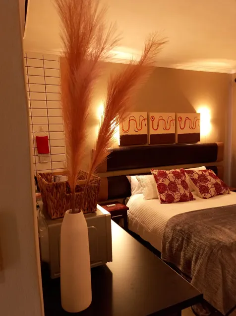 Best overnight with free WiFi. Modern & private - Image 1
