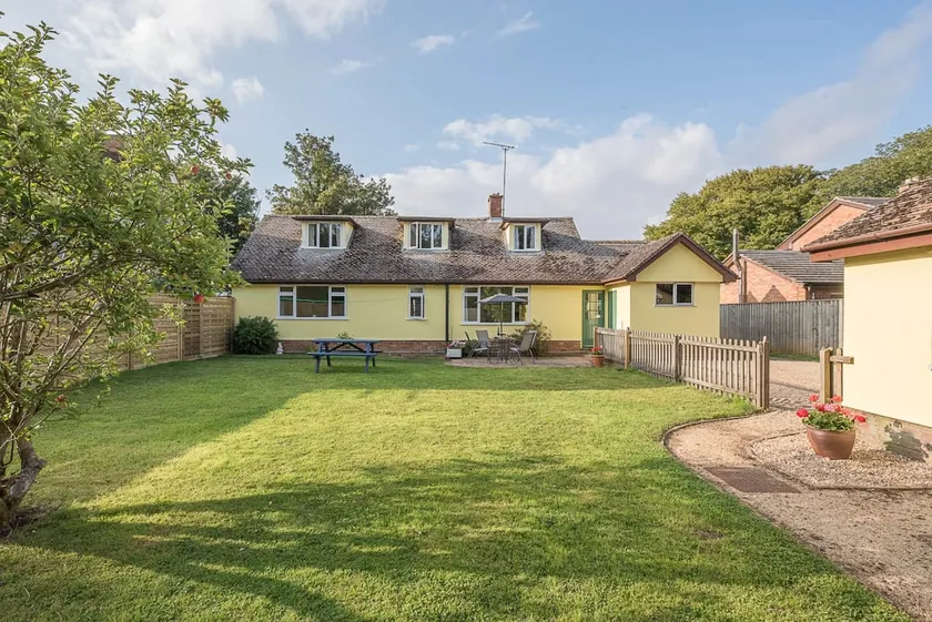 The Spinney Saxtead nr Framlingham - Image 1