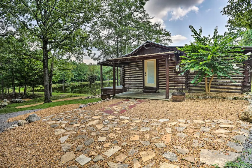 1950's Serenity Pond Cabin w/ View: Peace & Quiet! - Image 1