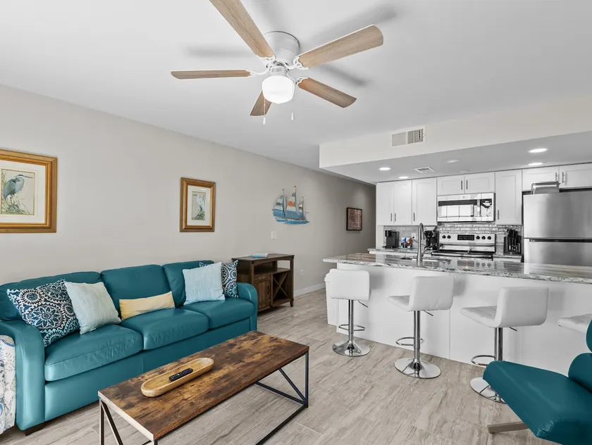 Island Place 105 Amazing Views w/ Waterfront Pool! - Image 1