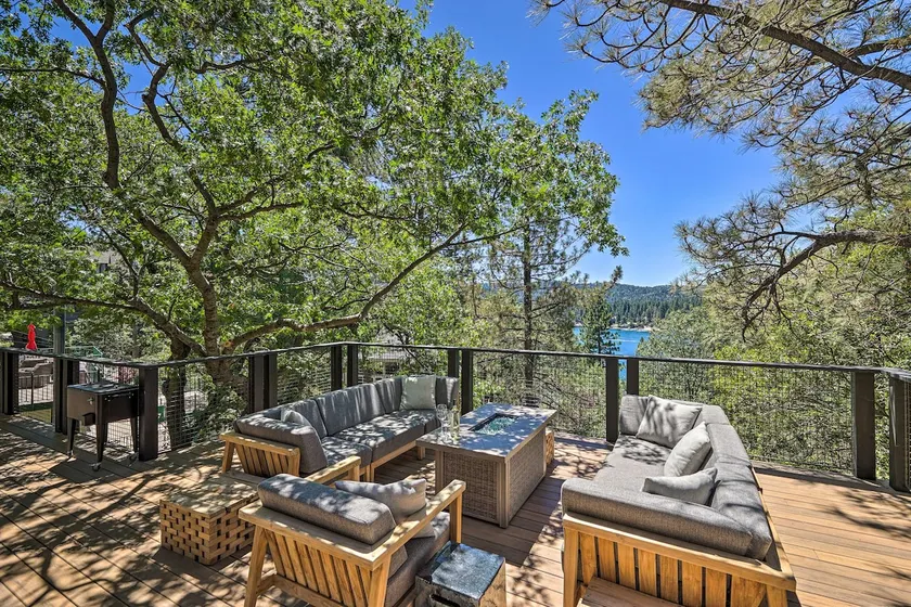 Airy Alpine Getaway w/ Lake Arrowhead Views! - Image 1