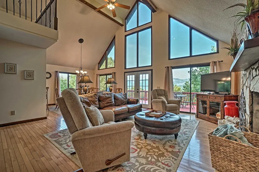 Hot Tub + Game Room: Mountain Retreat in Otto! - Image 1