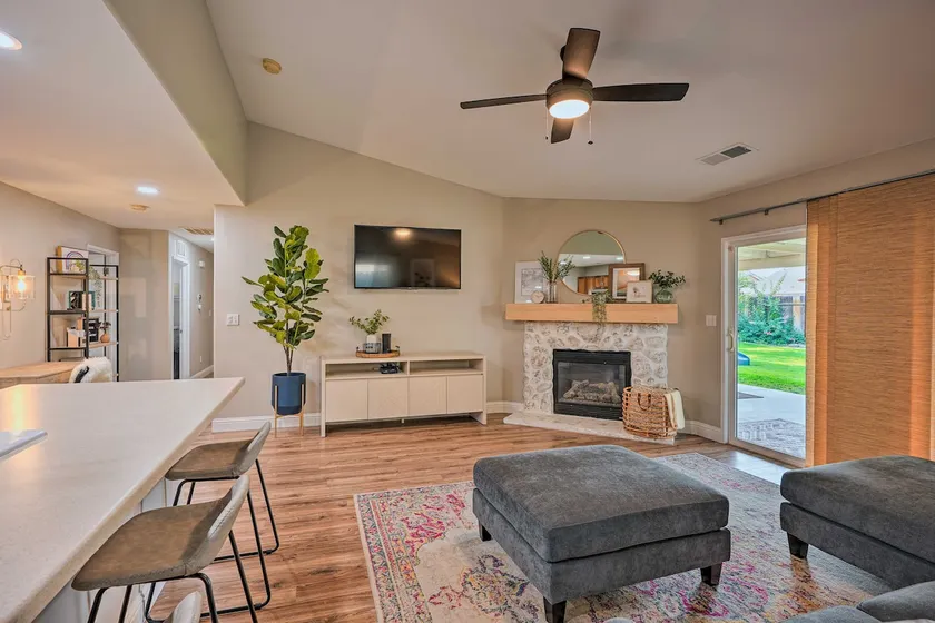 Family-Friendly Home, 6 Mi to Riverwalk Plaza - Image 1