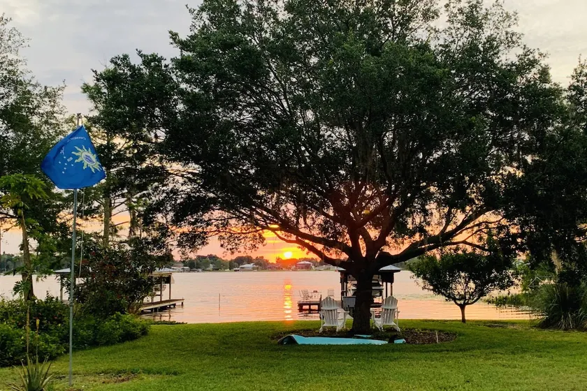 Lakefront Getaway | Tiki Bar, Dock & Kayaks - Image 1