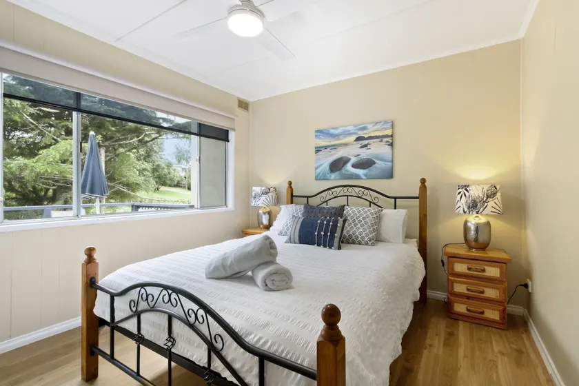 Perfect Lake Getaway · 2-Bed Metung Flat (4) - Image 1