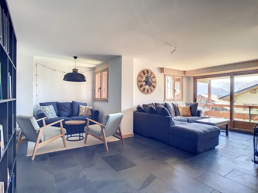 Ambassador 103 Verbier close to center - Image 1