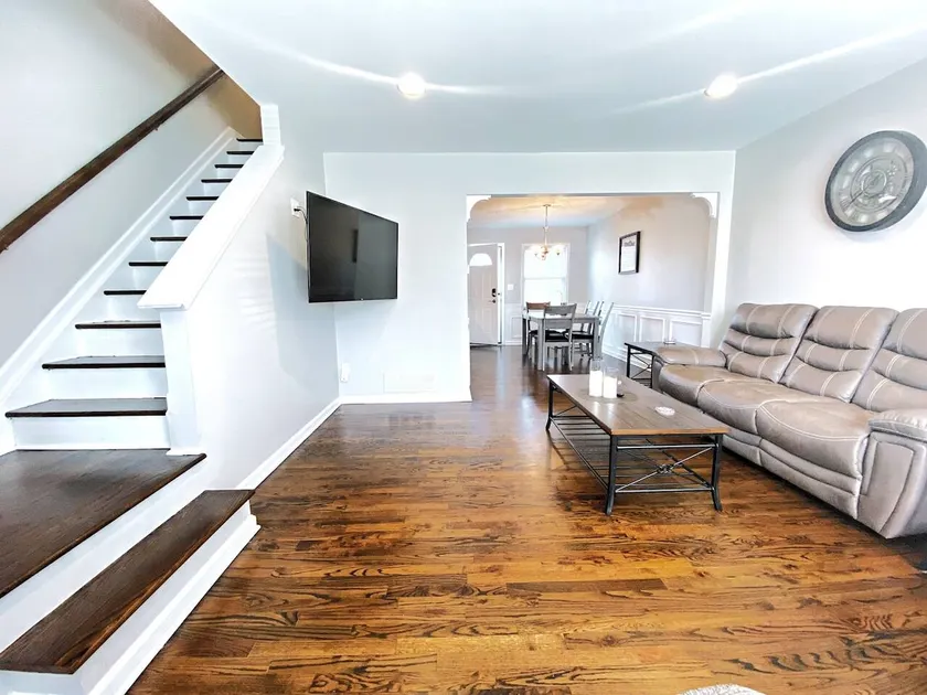 ★ 5min To Kellogg Park ★ Plymouth ★Parking ★W/D★76 - Image 1