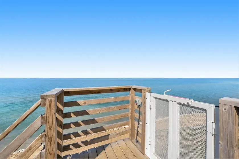 Frankie's Place-Dog Friendly-Screened Porch-HotTub - Image 1