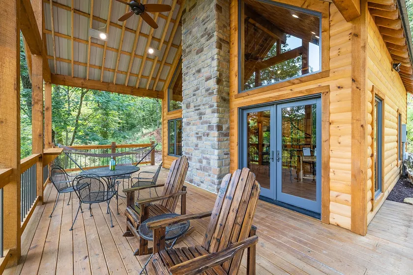 Cozy Riverside Cabin with incredible atmosphere - Image 1