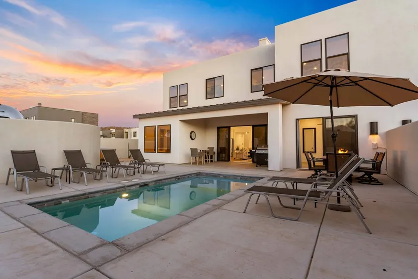 Coral Canyon Entourage townhouse - Image 1