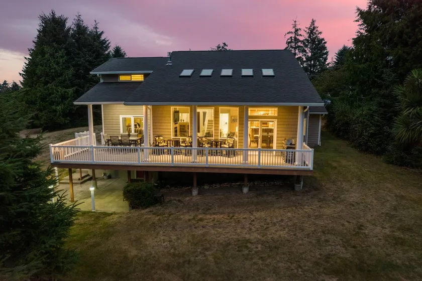 Forested Coastal Paradise With Views, Epic Game Room, Shuffle Board, Ping Pong, 1/2 Mile to Ocean - Image 1