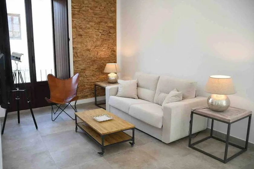 Ix B Morales & Arnal Apartments - Image 1
