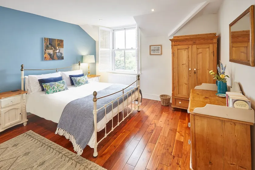 Kulla Loft 2 Bedroom Apartment Harrogate - Image 1