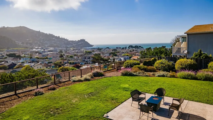 Entire Ocean View Home beaches hiking restaurants family activities - Image 1