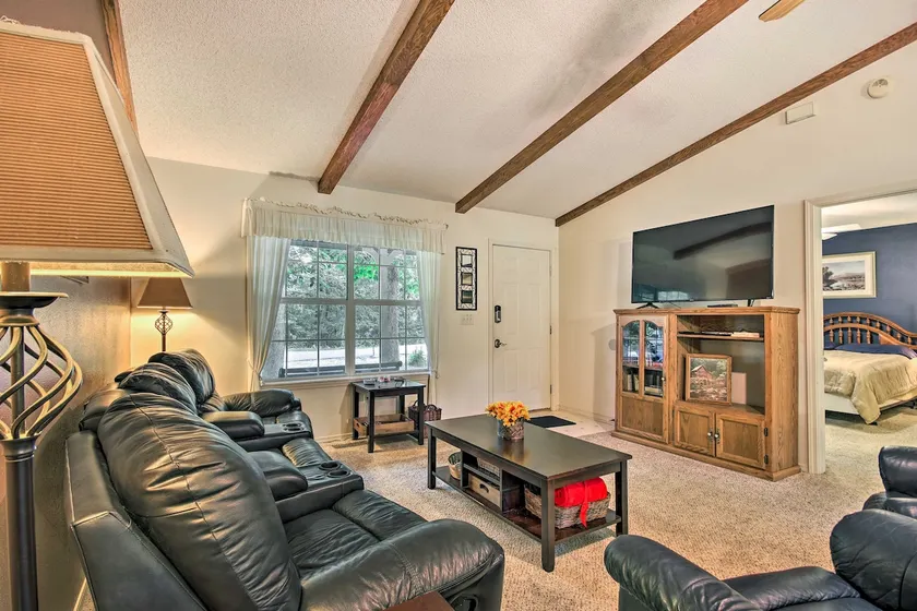 Bella Vista Home Base Near Mtn Biking & Golf! - Image 1