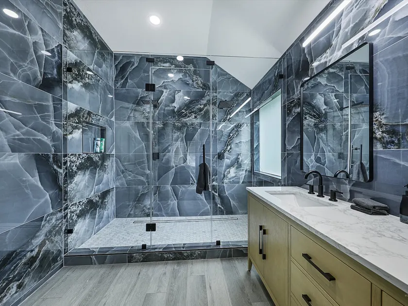 Newly Renovated Luxury 5BR – Family & Game Room - Image 1