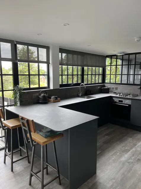 Luxury Two Bedroom Apartment - Image 1