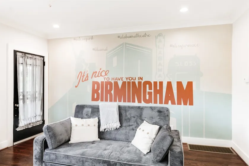 The Birmingham Bungalow | Walk to Amphitheater! - Image 1