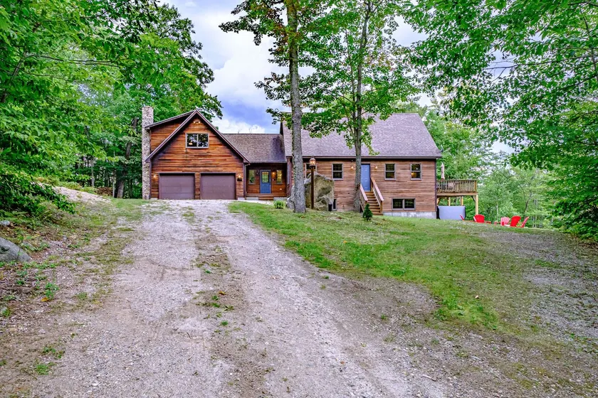 The Ski House on Nordic Knoll - Spacious Ski house, under 10 minutes to Sunday River - Image 1