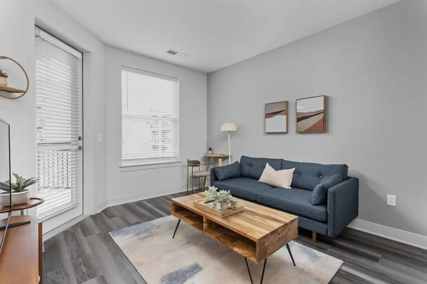 CozySuites Spacious 1BR Near Whole Foods - Image 1